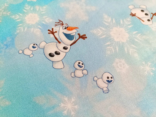 hellblau-frozen-olaf-disney-bedruckt-stoff-stoffpilz